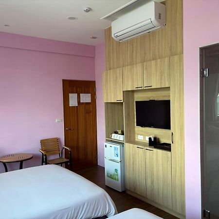 Ding Dong Homestay Hengchun Exterior photo